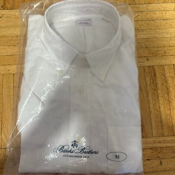 NWT Brooks Brothers Men’s Regular Fit Non-Iron Polo Button-Down Collar - White M - Picture 2 of 4